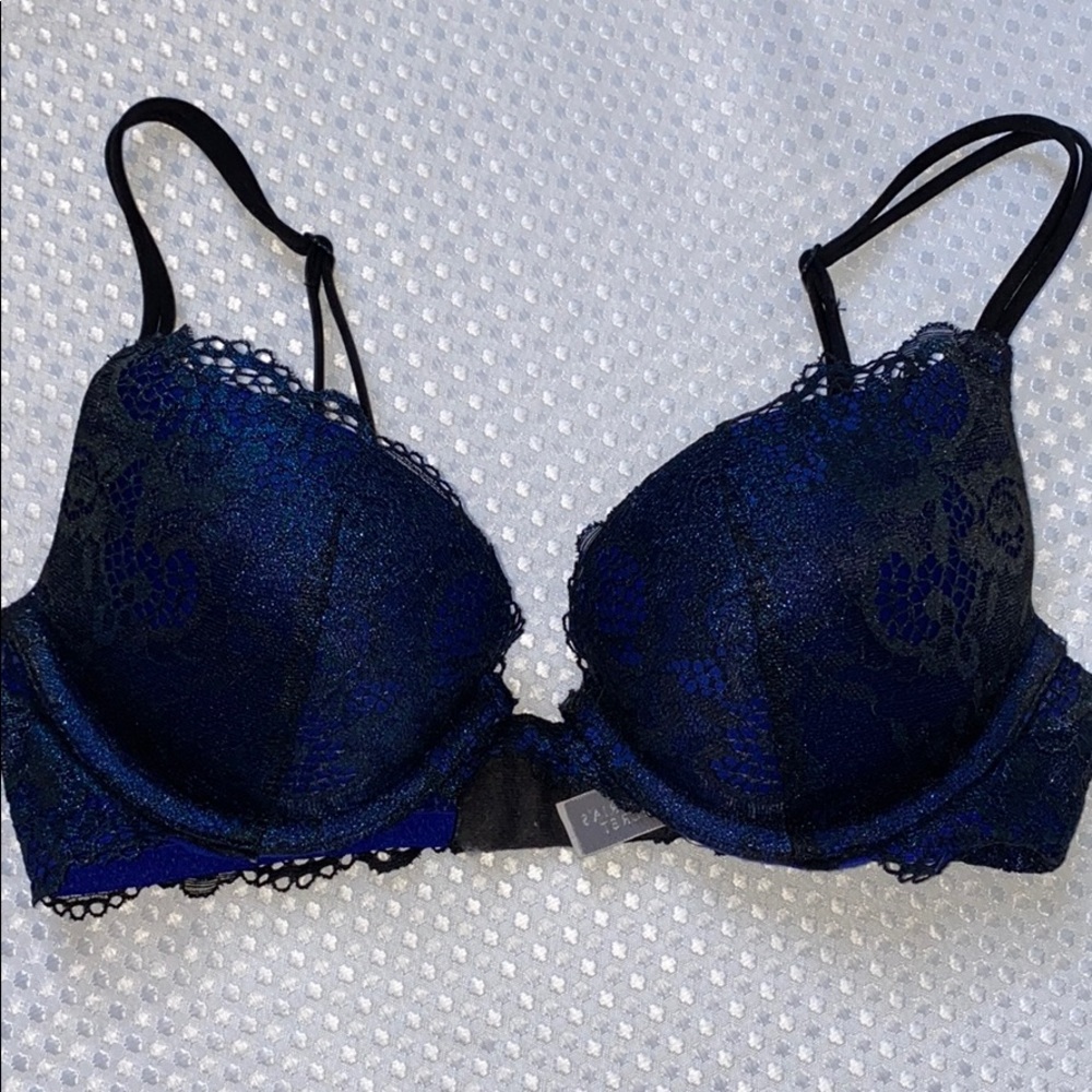 Victories secret lace Bra 💙